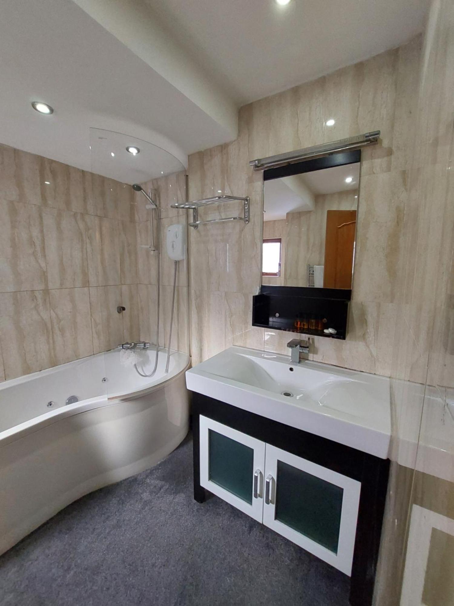 Apartament Dobcross Close Manchester Zewnętrze zdjęcie